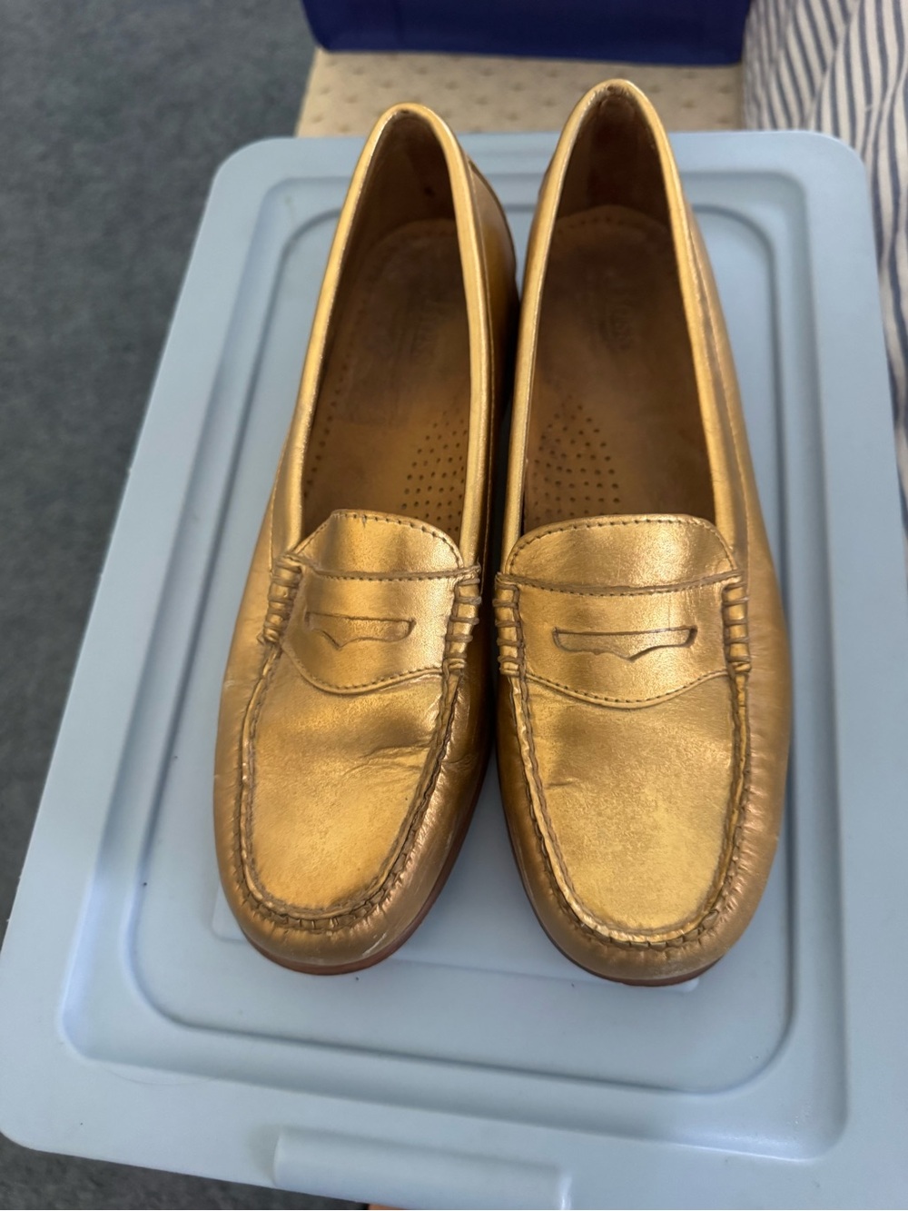 Bass Women's Metallic Gold Penny Loafers - Picture 6 of 7